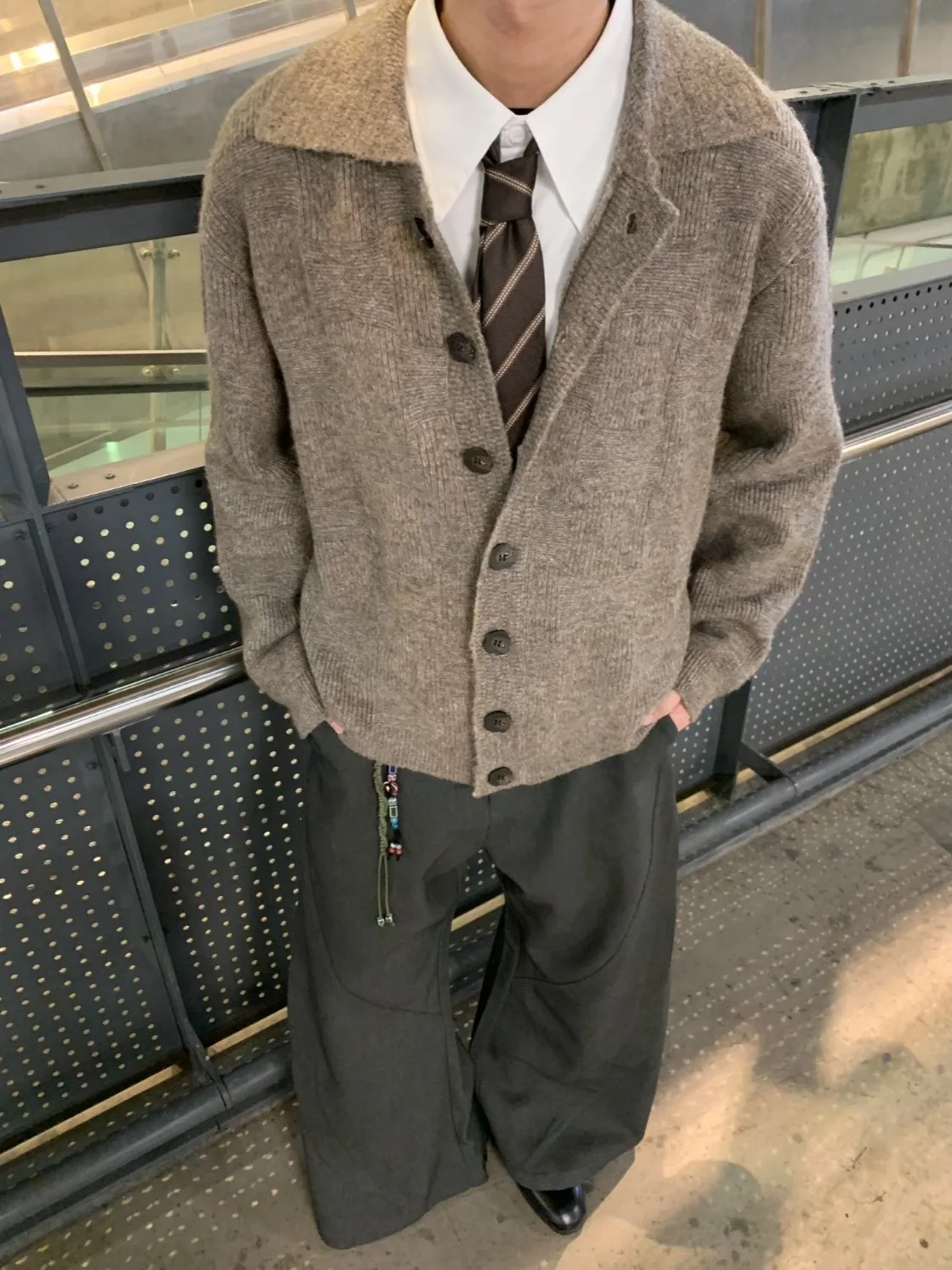 

Свободный повседневный вязаный свитер, базовый свитер для мужчин и женщин, осенний сезон, модный открытый кардиган, длинный топ с воротником све