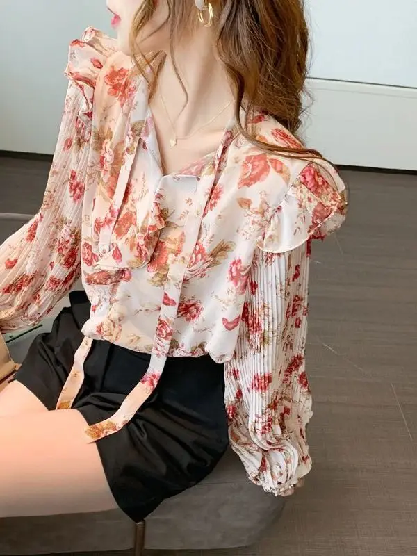

Women's Cleanfit Floral Ruffled V-Ne Tie Long Sve irt Autumn 2023 Faionable Casual Top for Ladies