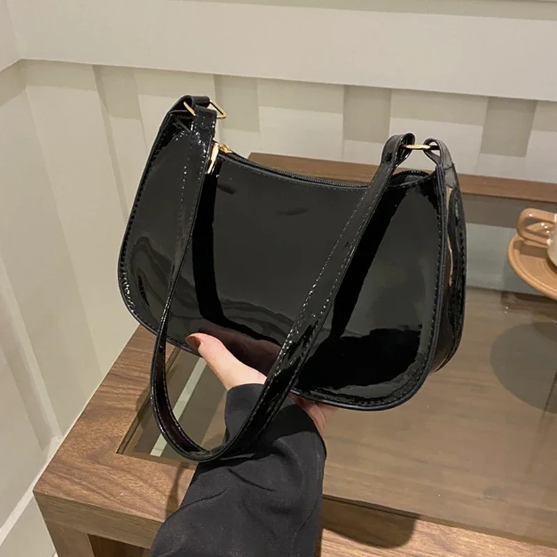 Sac à main rétro en cuir PU de couleur unie, Simple et polyvalent, sac à bandoulière à la mode pour femmes, sac à aisselles Baguette décontracté
