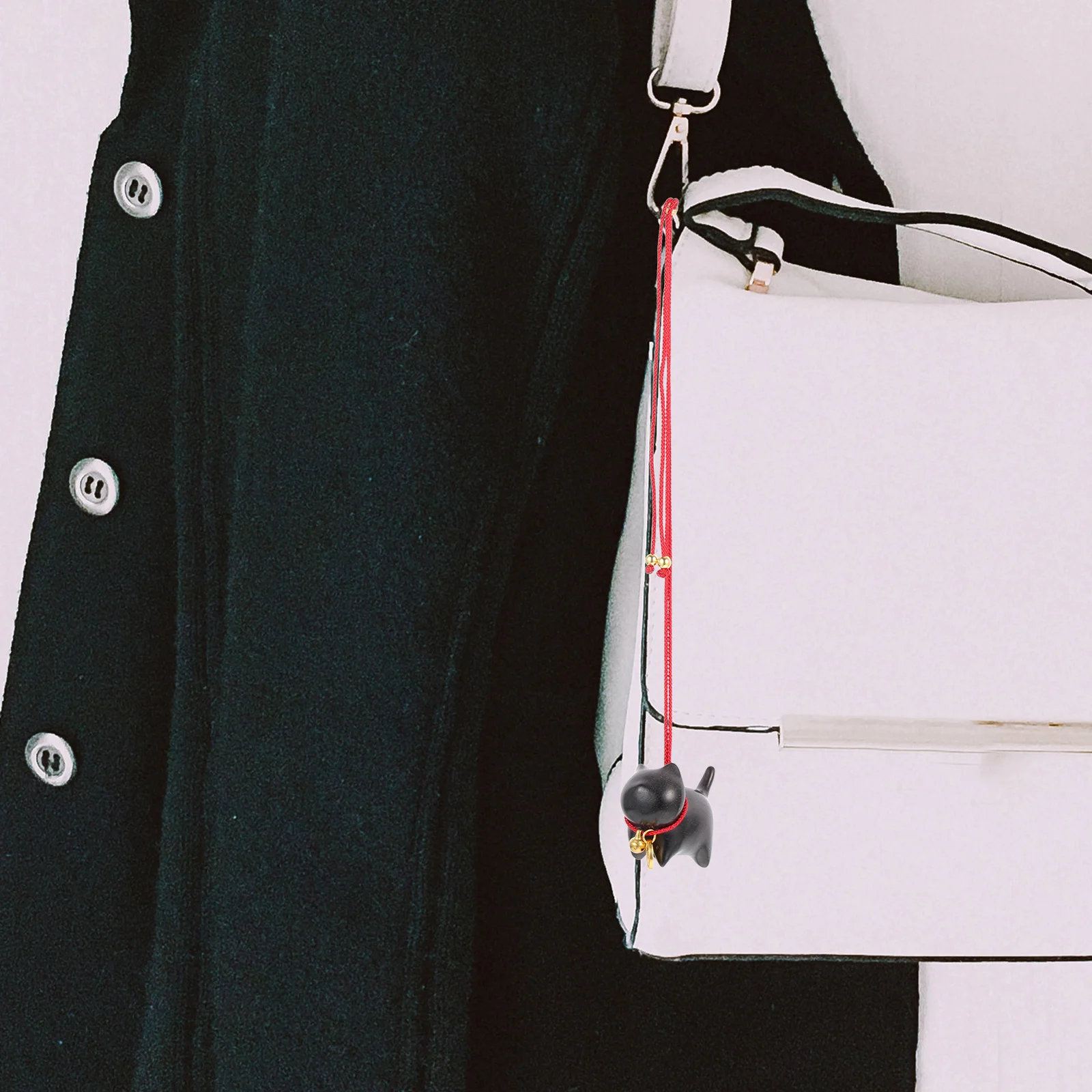 

Ethnic Style Black Ebony Wood Cat Car Pendant Hanging Decor for Keys Bags Backpacks DIY Home Decoration Wooden Cat Accessory