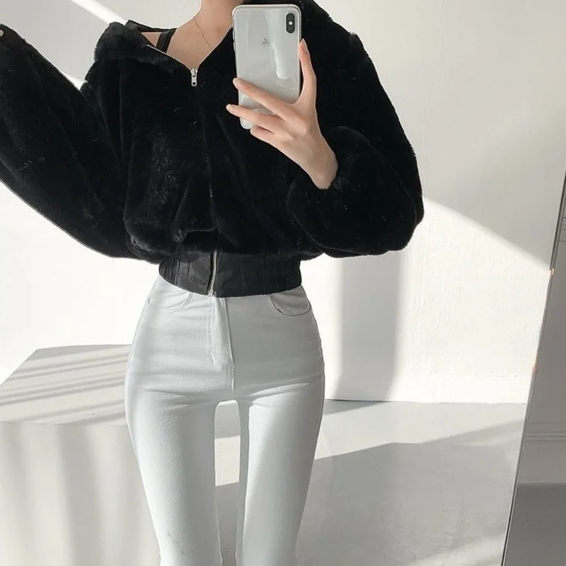 Sexy inverno zip casacos com capuz teddy falso casaco de pele das mulheres de luxo curto branco engrossar falso pele outwear bolsos solto e675