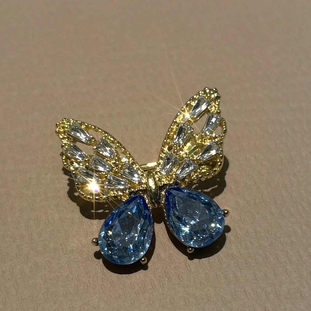 New Suit Lapel Pin, Scarf Buckle, Clothing Embellishment, Decorative Buckle, Corsage, Niche, Unique, Minimalist, Stylish Brooch, Versatile, Date Outfit, Perfect Match, Tie Accessory, Silk Clip, Anti-Exposure Tool, Ins-Style Metal Buckle, Personalized Outfit, DIY Exquisite Brooch, Lapel Pin