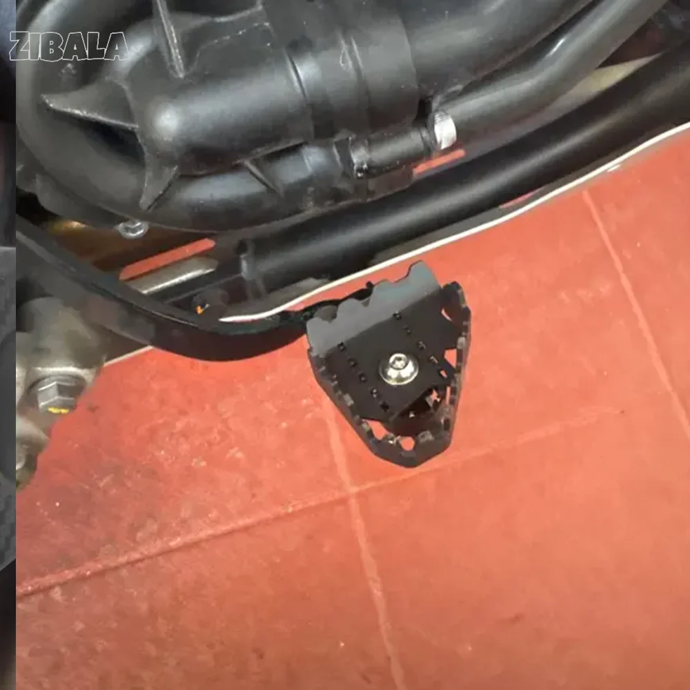 

Motorcycle FOR YAMAHA TENERE 700 2019-2025 2026 Brake Lever Extension Pedal Step Plate Enlarge Extender Tenere700 XTZ 700 T700