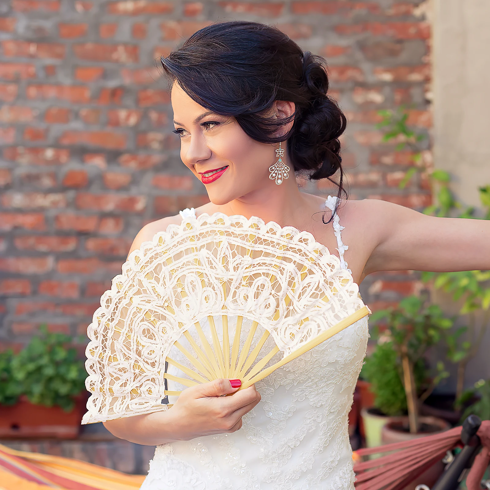

Lace Fan Foldable Hand Fans Cotton Bamboo Bone White Wooden Wedding Performance Stage Show Decorative Art Fans