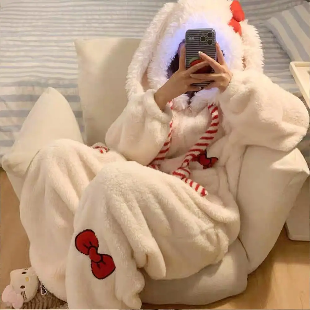 Mono de invierno Kawaii Hello Kitty, pijamas de felpa de una pieza, pijamas de Anime para mujer, ropa de casa de estudiante de terciopelo Coral grueso cálido
