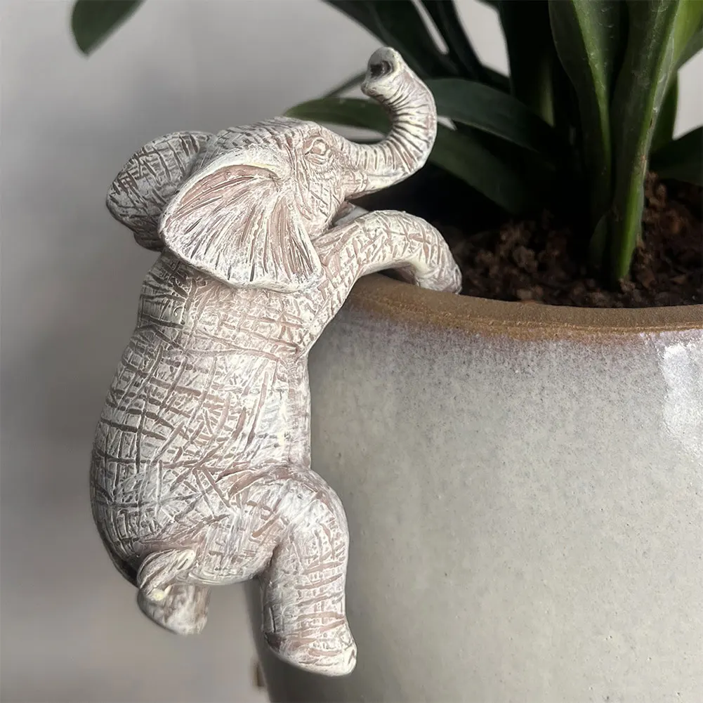 Cute Climbing Elephant Figurines Resin Hanging Elephant Statue Creative Cute Elephant Ornaments for Balcony Patio Lawn Yard