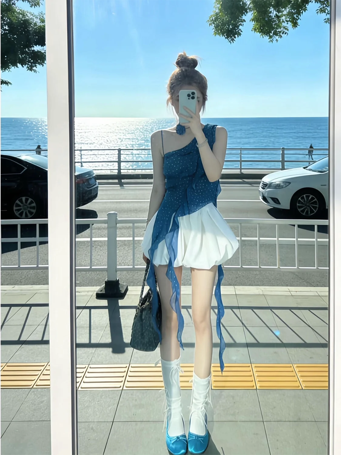 

Шикарный женский модный комплект в горошек: летний дышащий костюм из двух предметов с открытыми плечами и короткой юбкой в корейском стиле