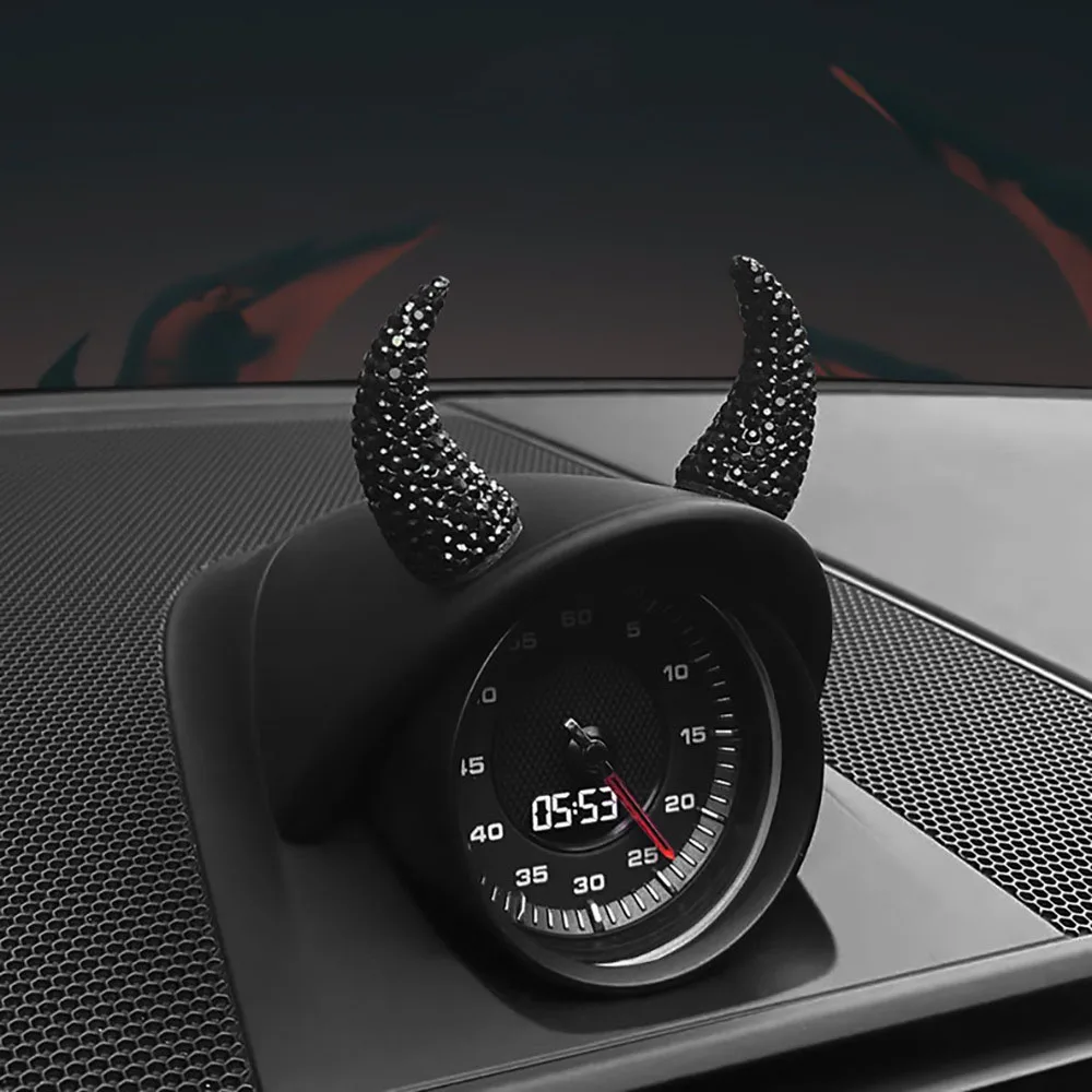 New Luxury 3D Sparkly Rhinestone Horn Self‑Adhesive Ornaments Crystal DIY Decor for Car Dashboard Computer Screen