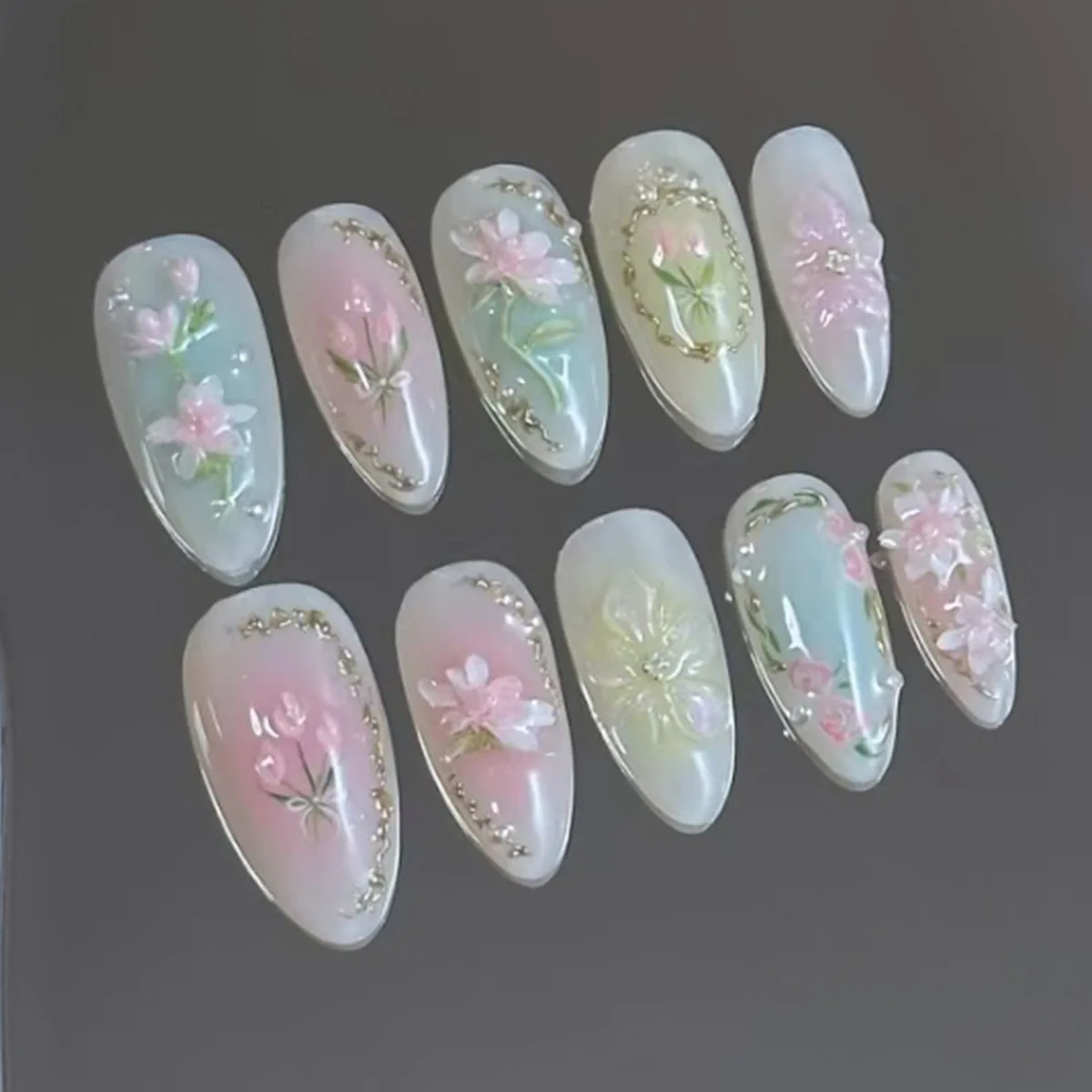 

24Pcs Mid-length Almond Nails Set Press on 3D Flower Pearl Design False Nails Shiny Powder Detachable Full Cover Fake Nails Tips