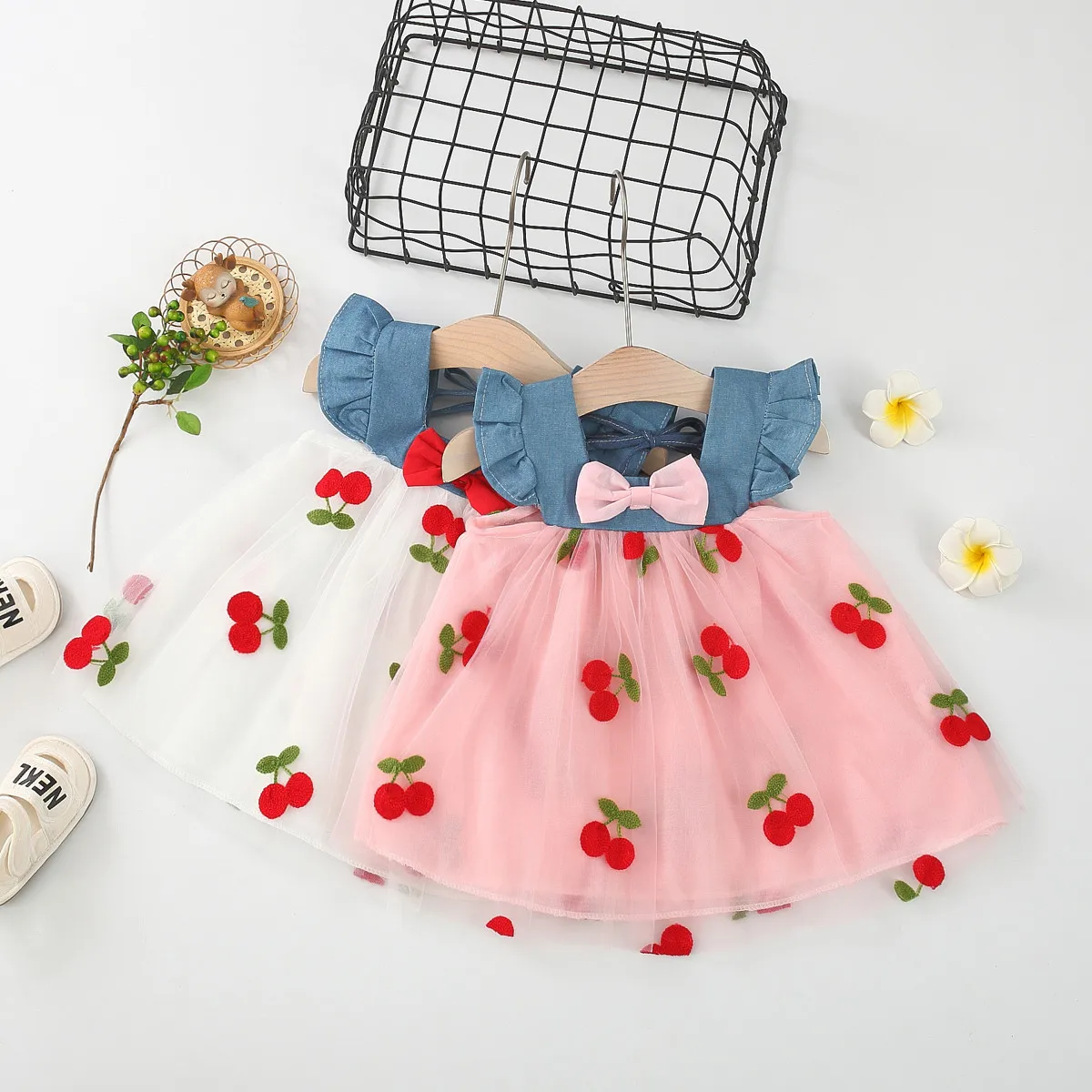 Girls Dresses Summer Mesh Bow Cherry Pattern Baby Girl Dress Sweet Fluffy Beach Girl Dress Clothing