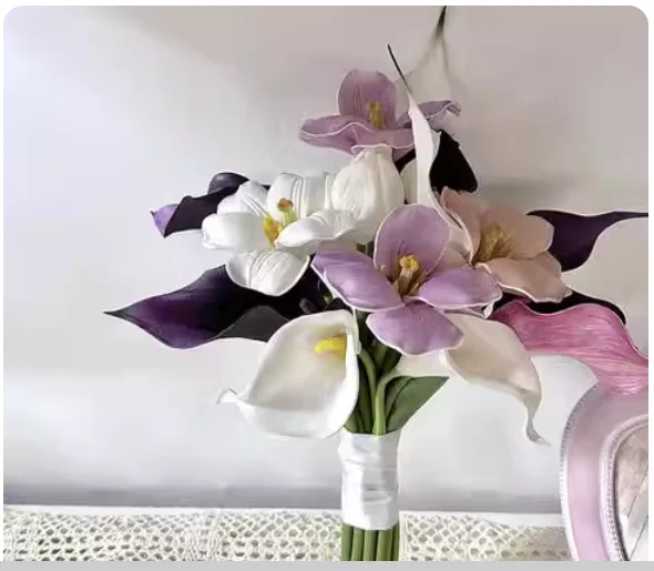 Hot purple spherical hand-held calla lily Korean travel props engagement bouquet wedding simulation flower girlfriends DIY