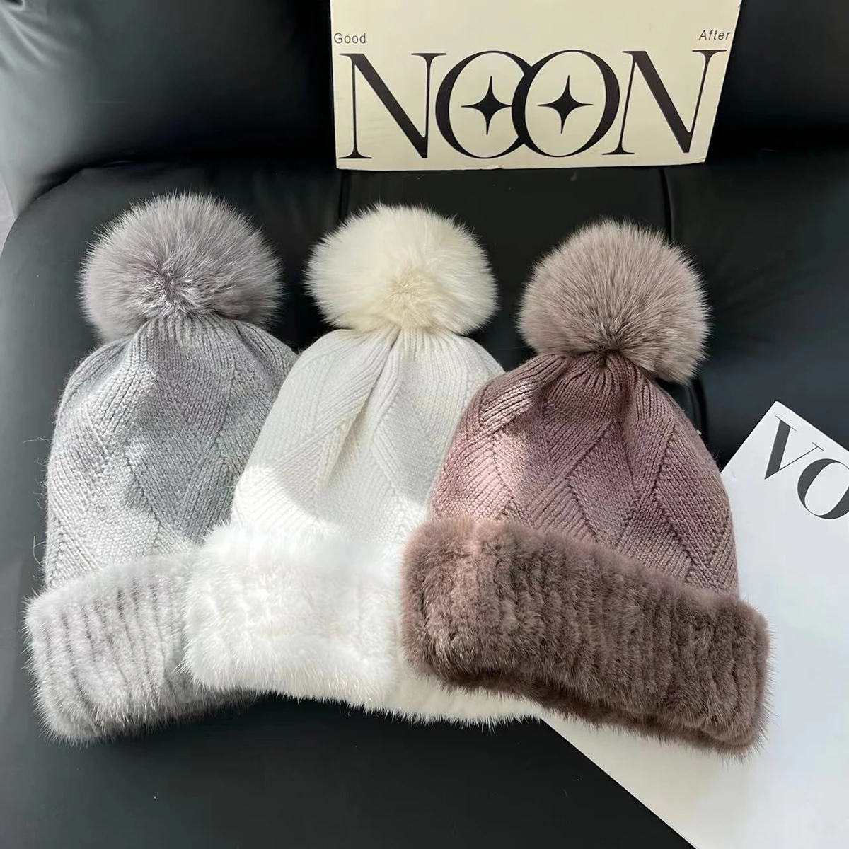 

Luxury Brand Hot Sale Winter Hat Natural Mink Fur For Women Knitted Hat Cap Fox Fur Pompom Real Fur Hats Warm Female Beanie Hat