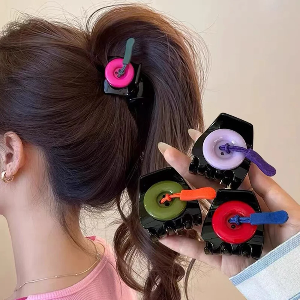 

5PCS Korean New Trend Resin Button Hair Claw Party Creativity Hair Clip Women Girls Cute Fashion Hair Accessories Gift