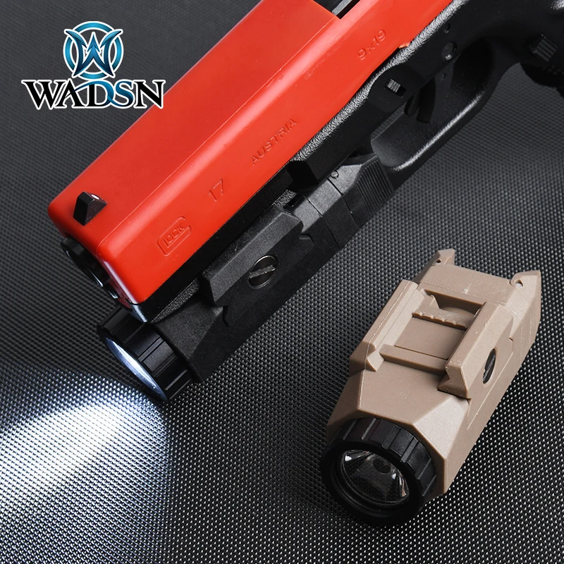 전술 손전등 Wml-G2 Apl Fit 20mm Picatinny Rail Glock G17 G18 G19 야외 사냥 Airsoft 무기 라이트 스카우트 라이트 시력