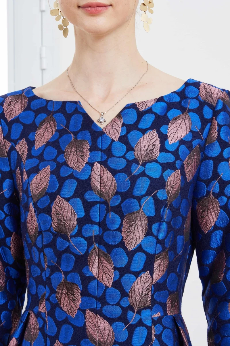 Blue-gray long-sleeved heavy jacquard fashion elegant and exquisite dress