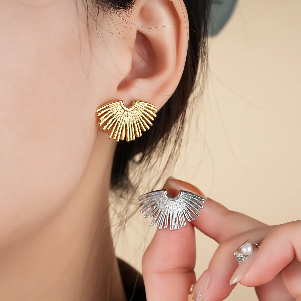 925 Silver Needle Fan‑Shaped Sunburst Stud Earrings Retro Radial Line Metal Ear Jewelry