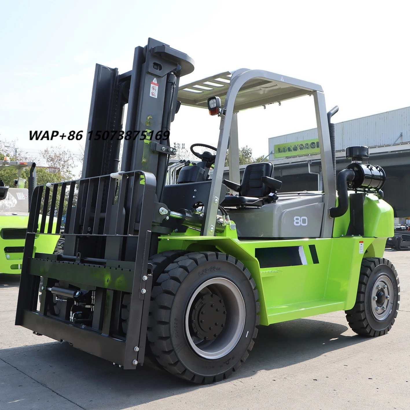High Quality Zoomlion 8 Ton High Capacity Heavy Duty Forklift With Fuel Efficient Engine And Low Emissions