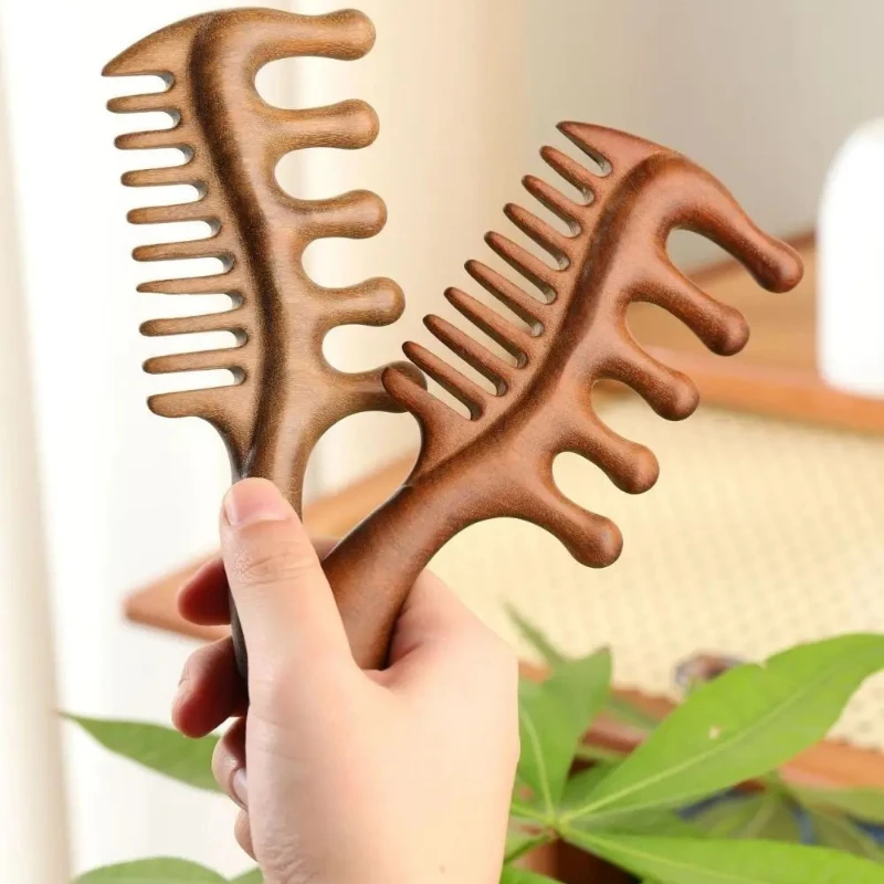 

New 1pc Golden Sandalwood Massage Comb Meridian Comb Body Universal Scalp Acupoint Sandalwood Beauty Shop Multi Use Comb