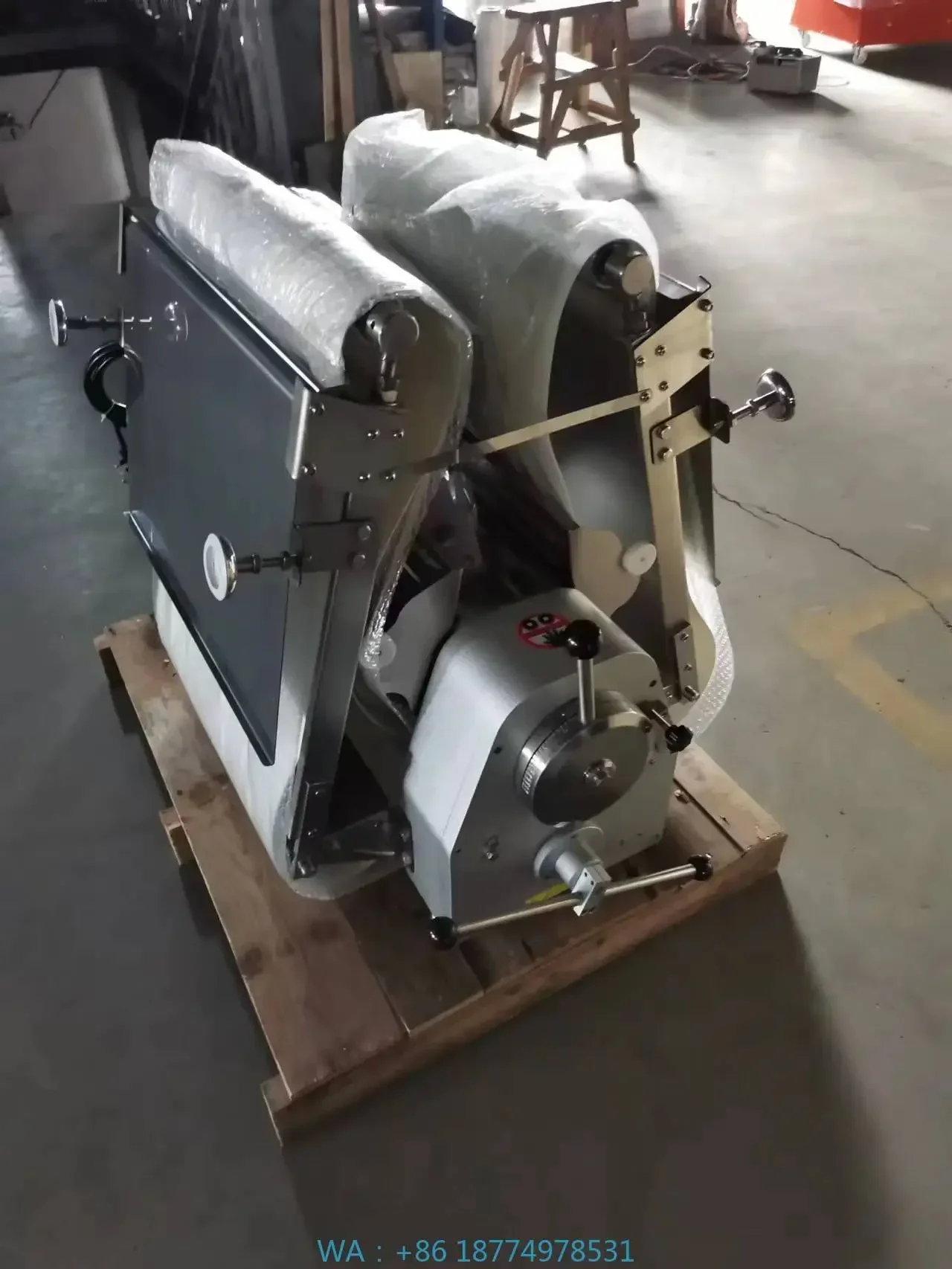 Dough Sheeter Vertical Press Baking Dough Pastry S Stainless Steel Table Top Butter Puff Pastry heeter
