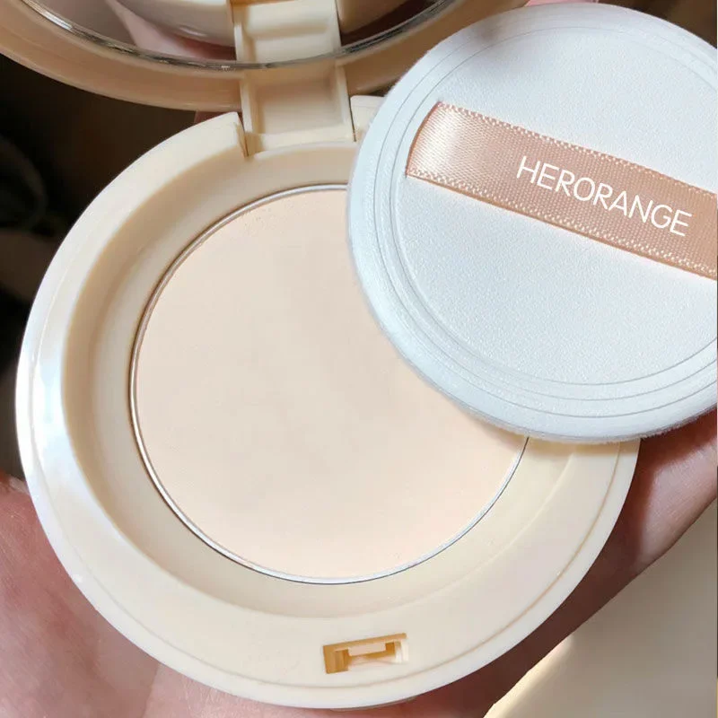 Amante della passione Polvere pressata PL Love Opaco Controllo dell'olio Correttore Impostazione Cosmetici di bellezza rara a lunga durata Set di soffio Trucco