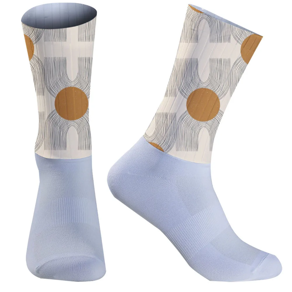 

2025 New Urban commuting cycling socks, lightweight, wear-resistant, anti slip, accompany you through the streets and alleys