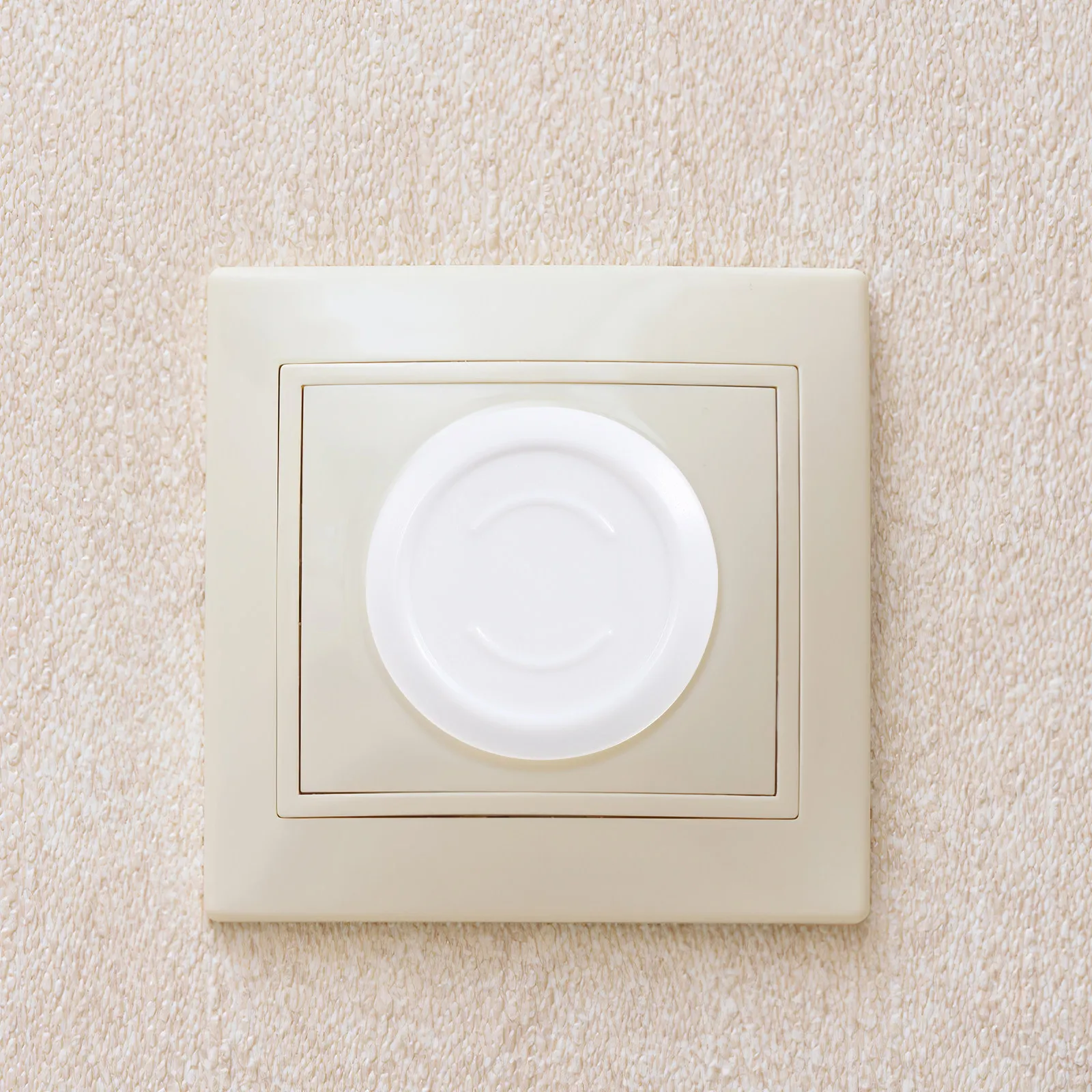 

10Pcs Outlet Covers Child Proof Safety Plug Socket Protectors for Kids and Pets Home Use ABS Material