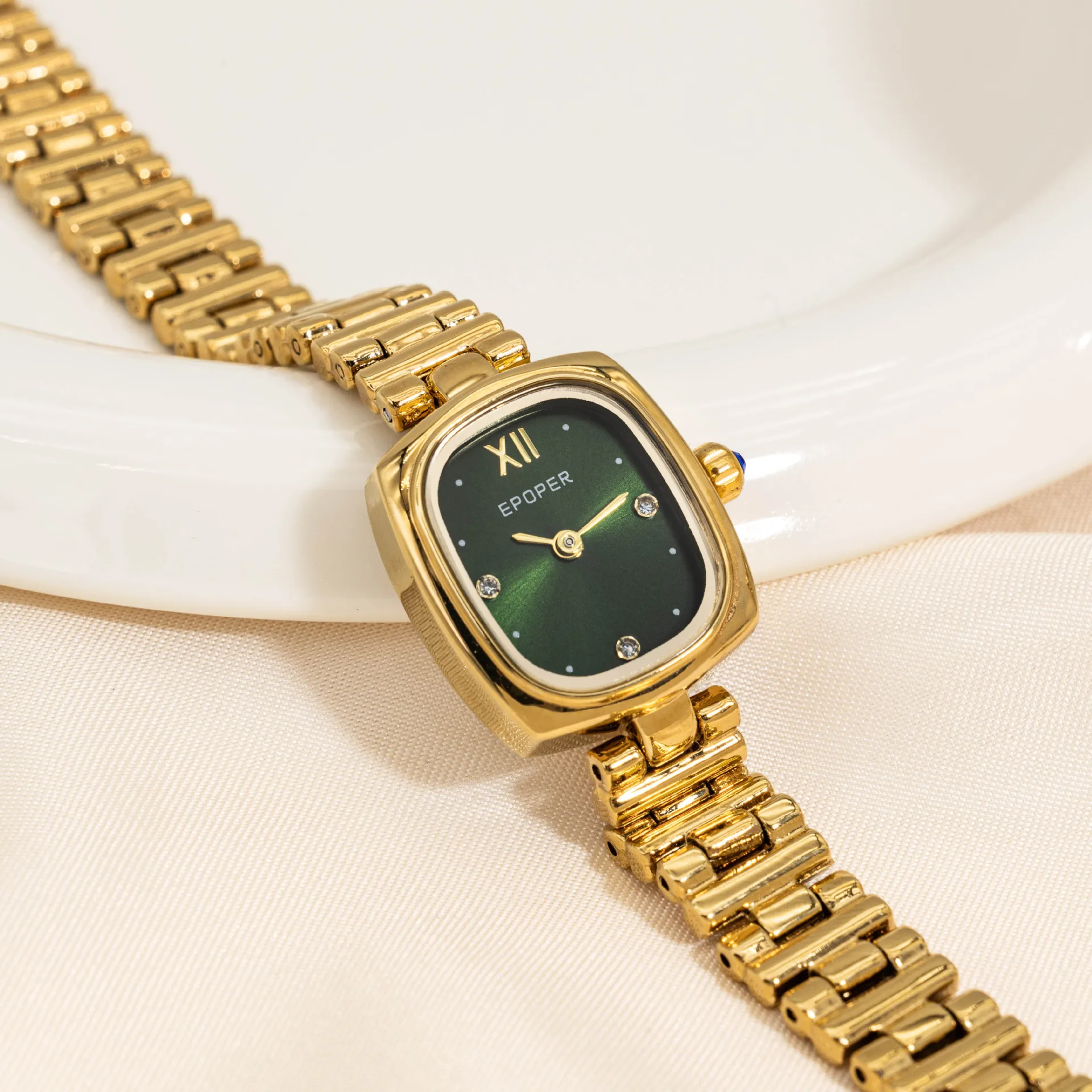 

New high-end small square women's watch, elegant and simple thin strap quartz watch, fashionable and light luxury wristwatch