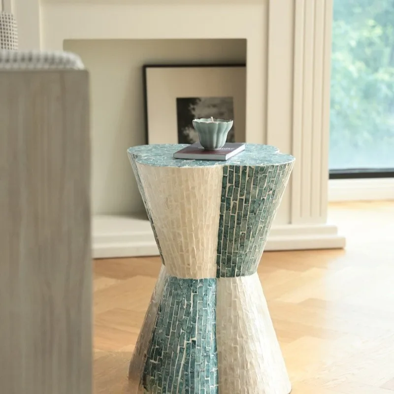 Home living room next to the sofa moving side table, coffee table imported light luxury handmade shell art decoration seat post