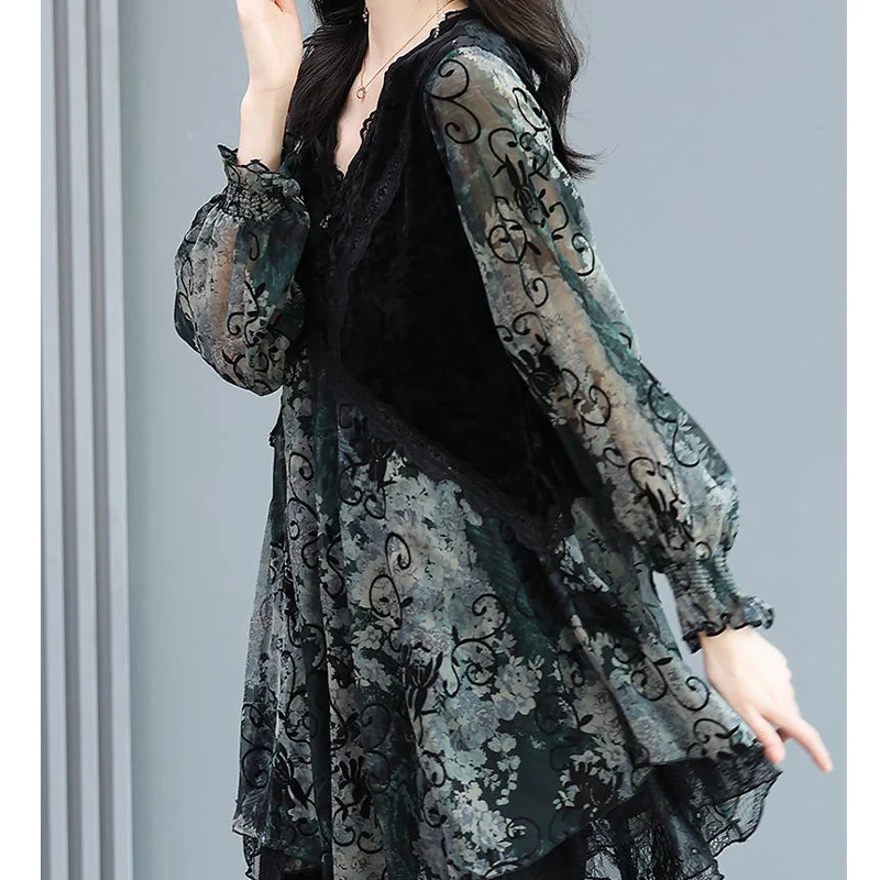 High-end Temperament Fashionable Shirt for Women Spring 2024 New Elegant Loose Long Sleeved Blouses Retro Printed Chiffon Tops