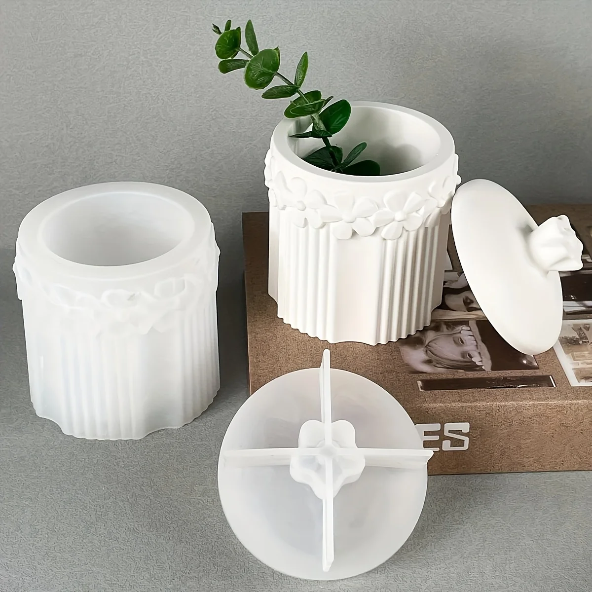

Resin casting mold A kind of lace storage container silicone mold, DIY creative handicraft,suitable for home decoration ornament
