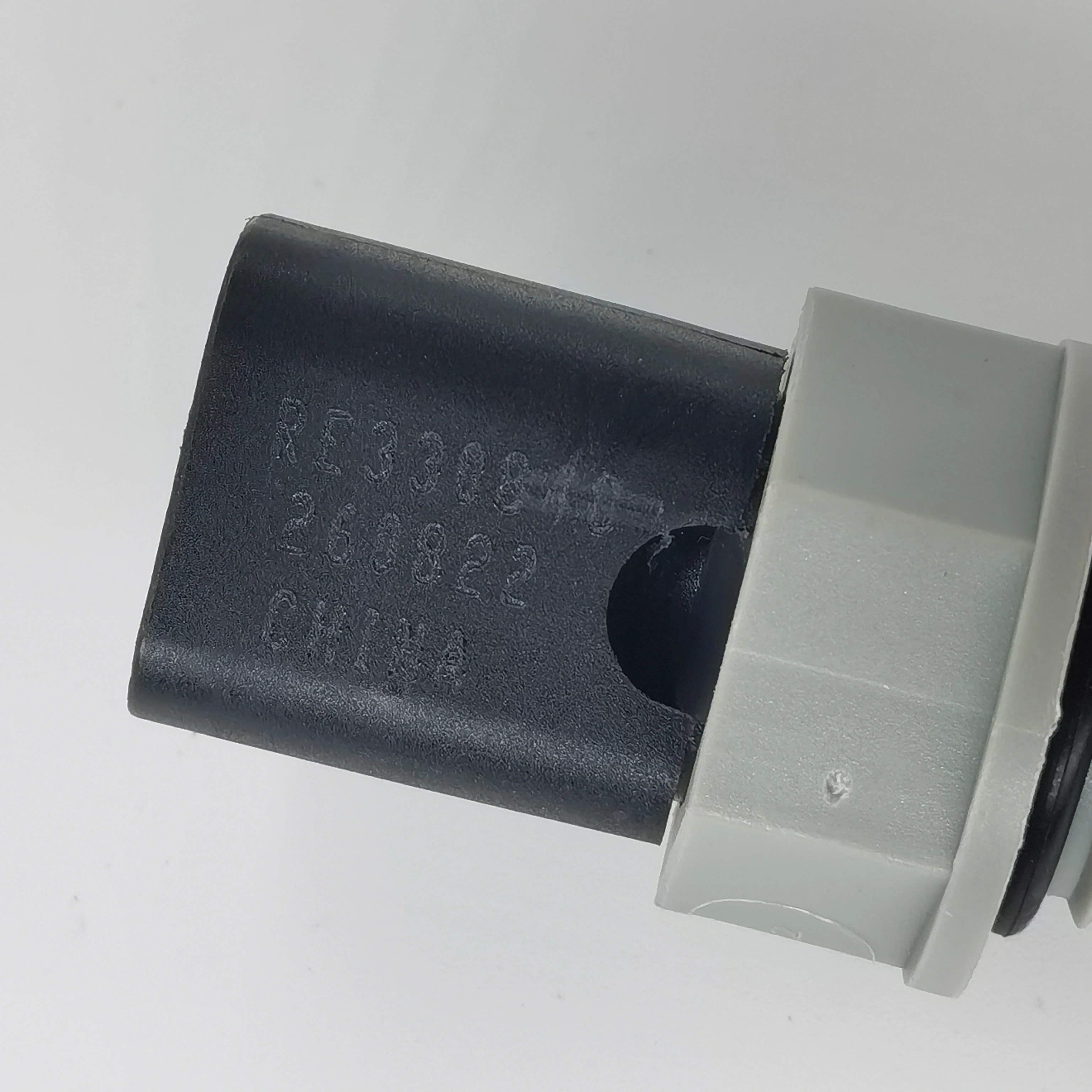 RE 330848   Raddrehzahlsensor für John Deere 954 1404 1204