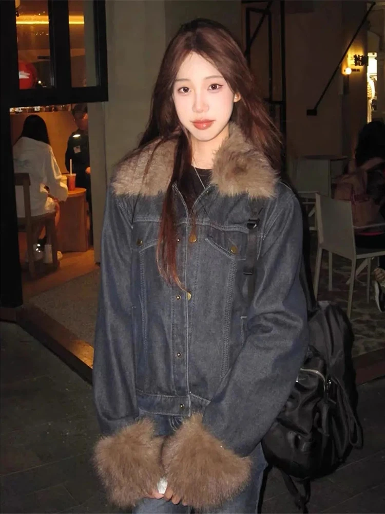 

Vintage Streetwear Denim Coats Women Fur Collar Patchwork Button Fall Winter Jacket Y2K Retro Long Sleeve Casual Harajuku Tops