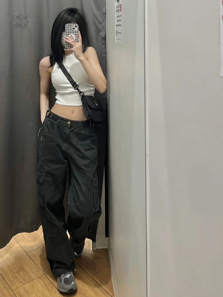 

Американские свободные джинсовые брюки в рабочем стиле для женщин больших размеров, с высокой талией, множеством карманов, прямые, широкие, длинные, стройнящие.