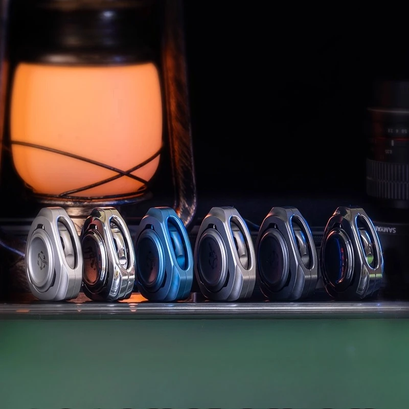 سبينر مغناطيسي دوار يدوي، جيروسكوب دوار للأصابع، لعبة حسية لتخفيف التوتر والقلق للبالغين