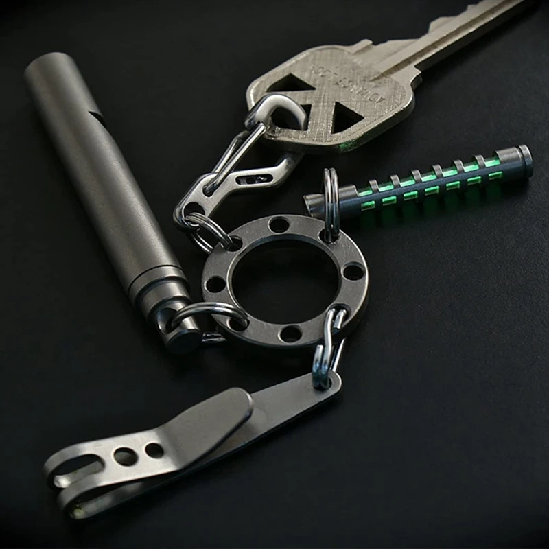 Mini Clip de bolsillo para exteriores, Clip de linterna, gancho de Montañismo pequeño, Clip de bolsillo de acero inoxidable, paquete de 4
