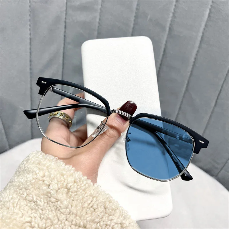 Ladies Photochromic Myopia Glasses Women Men Transparent Anti-blue Light Discolored Near Sight Eyeglasses Unisex Goggles Diopter