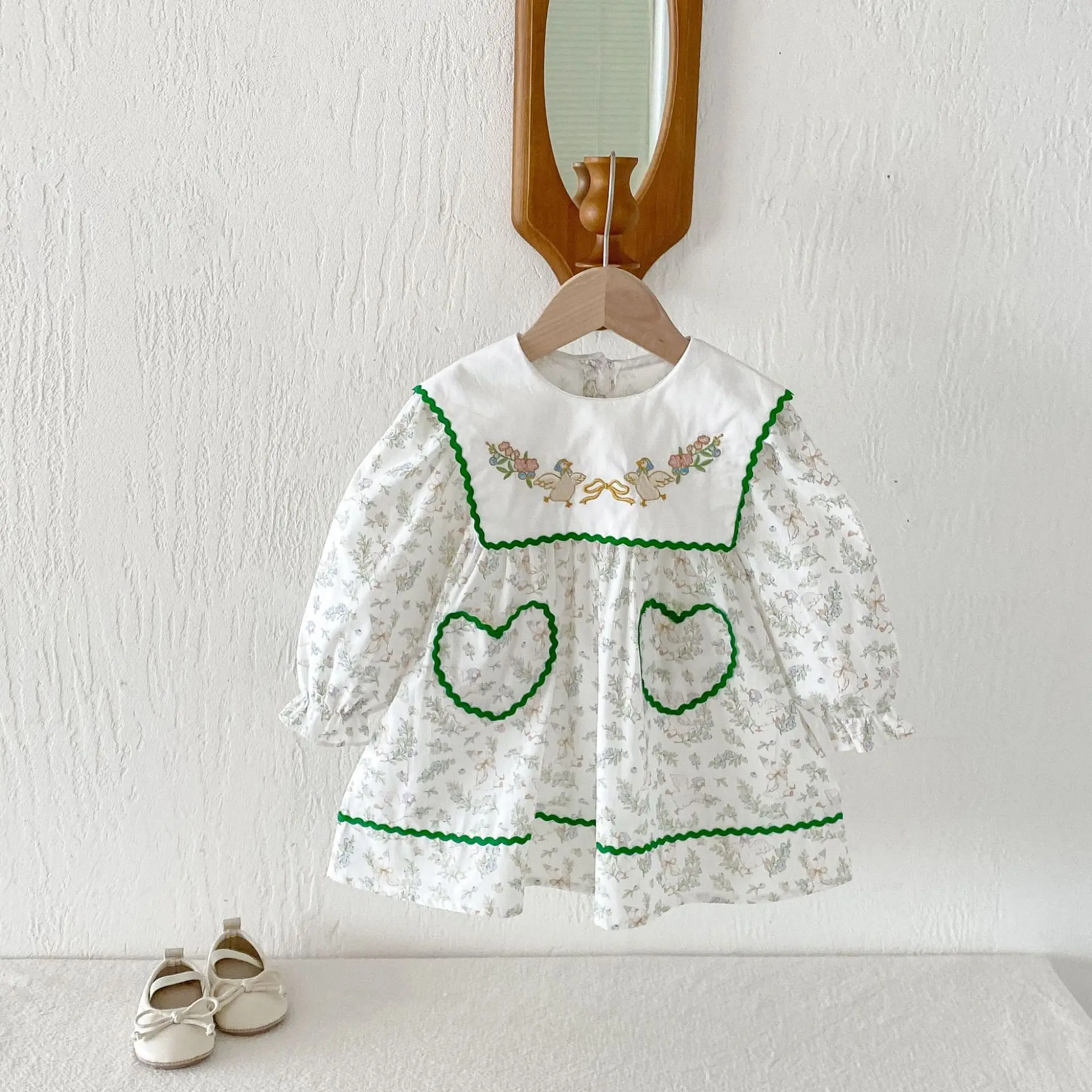 2026 Autumn New Children Long Sleeve Dress Cotton Girls Sweet Floral Dress Baby Girl Duck Embroidery Lapel Dress Kids Clothes