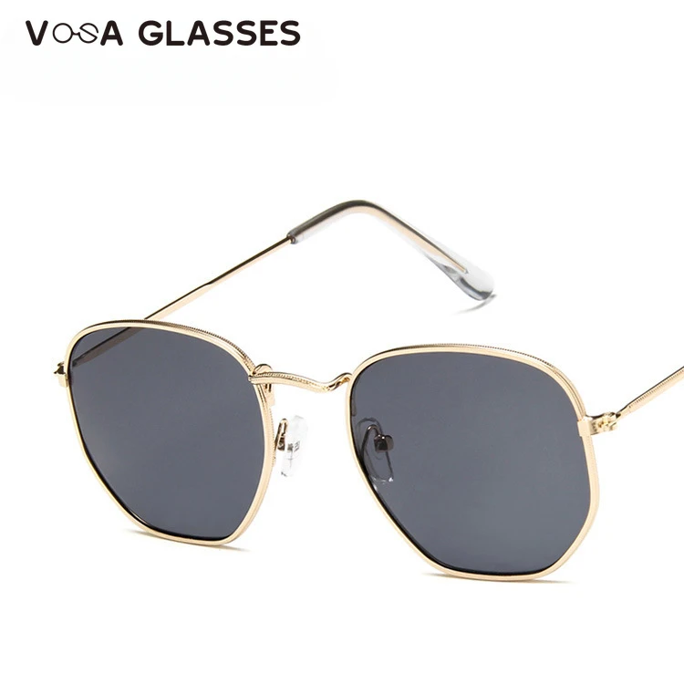 New Vintage Europe Small Square Sunglasses Every Street Shot Dazzling Sunglasses Retro Sunglasses for Men Women Luxury