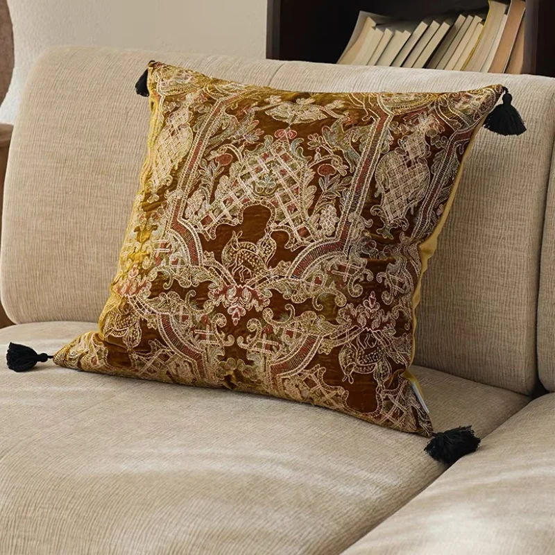 funda-de-almohada-de-terciopelo-bordada-estilo-barroco-vintage--funda-de-cojin-de-lujo-con-diseno-de-ciervo-ornamentado-y-borlas--sofa-cama-retro-elegante