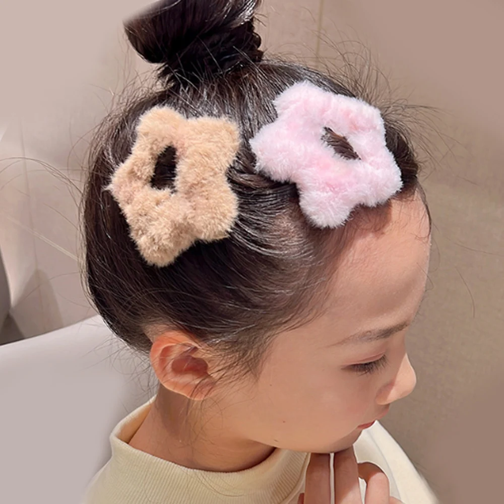 Furry Faux Fur Star Hair Clip Barrette Hairpins Hair Accessories Plush Star Hair Clip Pentagram Bangs Side Clip Sweet Headwear