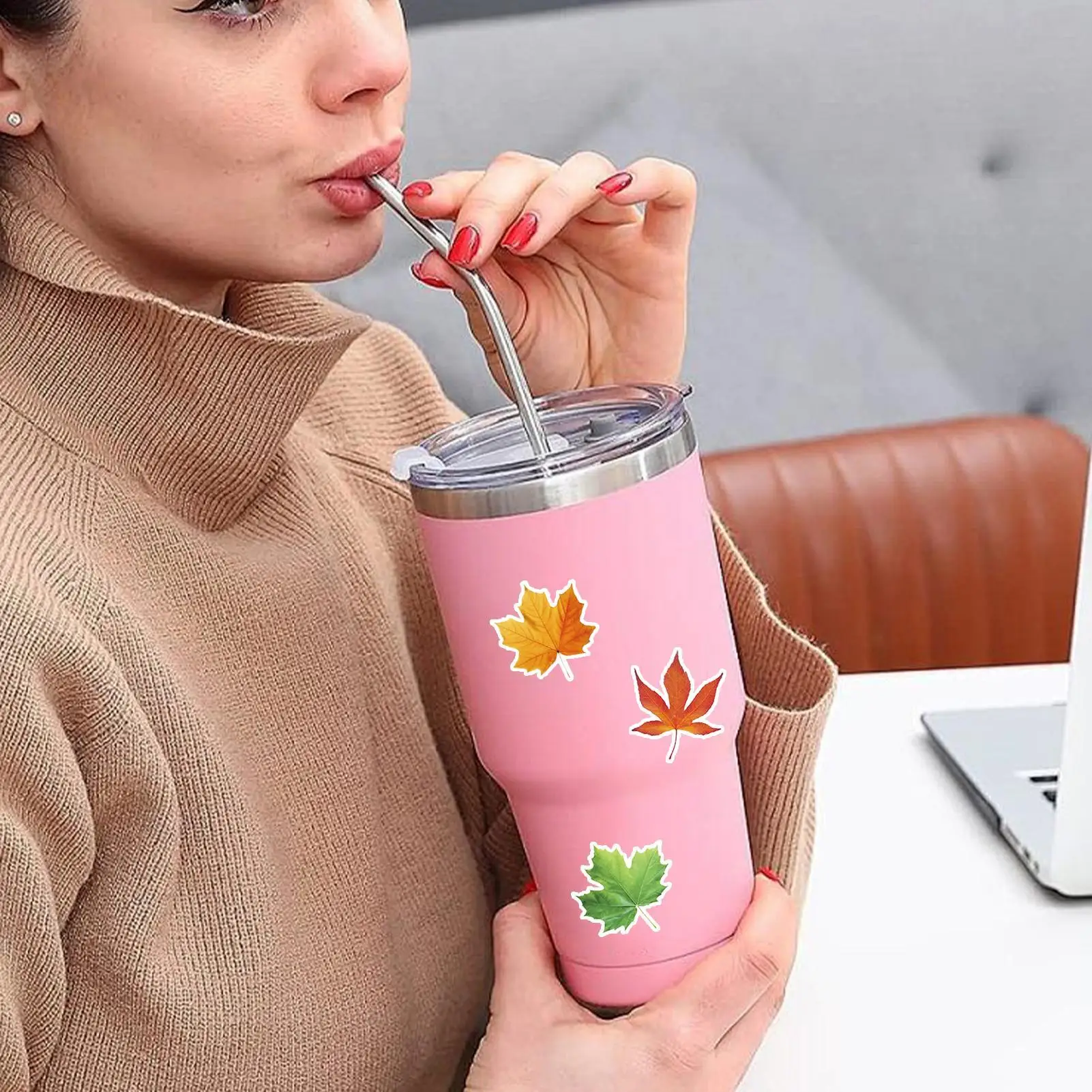 500pcs Maple Leaves Roll Stickers Gift Decor DIY Phone Scrapbooking Bottles Waterproof Room Modern Home Sealing Stickers