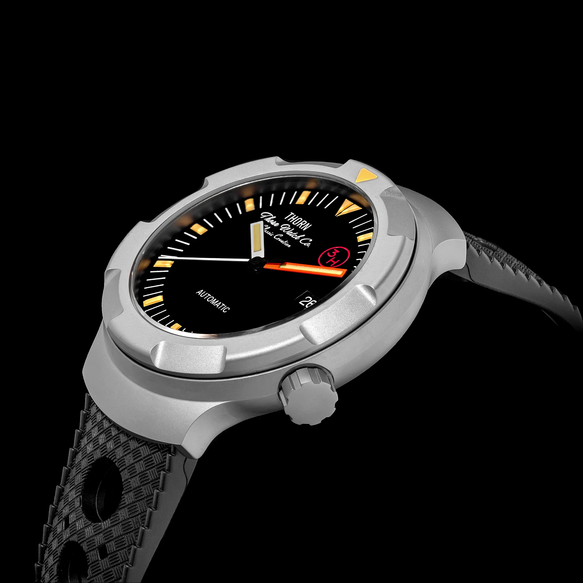 THORN Men Automatic Watch 41.9MM Titanium Mechanical Wristwatch Diver 200M Waterproof C3 Luminous Sapphire PT5000