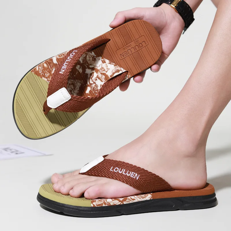 

2025 Summer New Men's Slippers Fashion Versatile Flip-flops Men's Slippers Men's Clip Toe Shoes