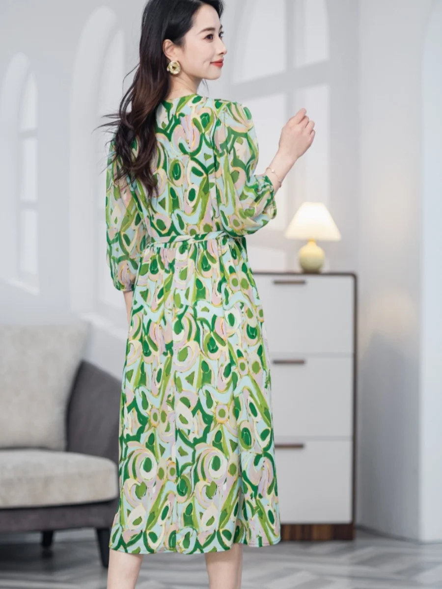 Abito Estivo in Seta con Stampa Floreale, Nuovo Modello Elegante e Snellente, Gonna da Spiaggia in Seta, Vestito a Linea A con Scollo a V, Abbigliamento Casual