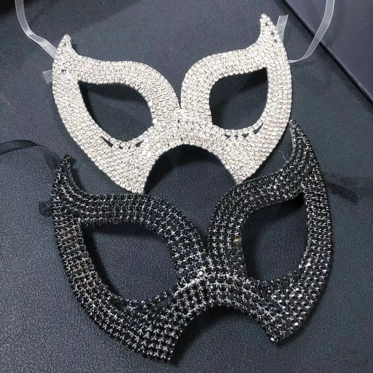 New Luxury Shiny Rhinestone Women's Face Jewelry Cosplay Rave Nightclub Prom Sexy Face Mask Fashion Crystal Halloween Accessorie