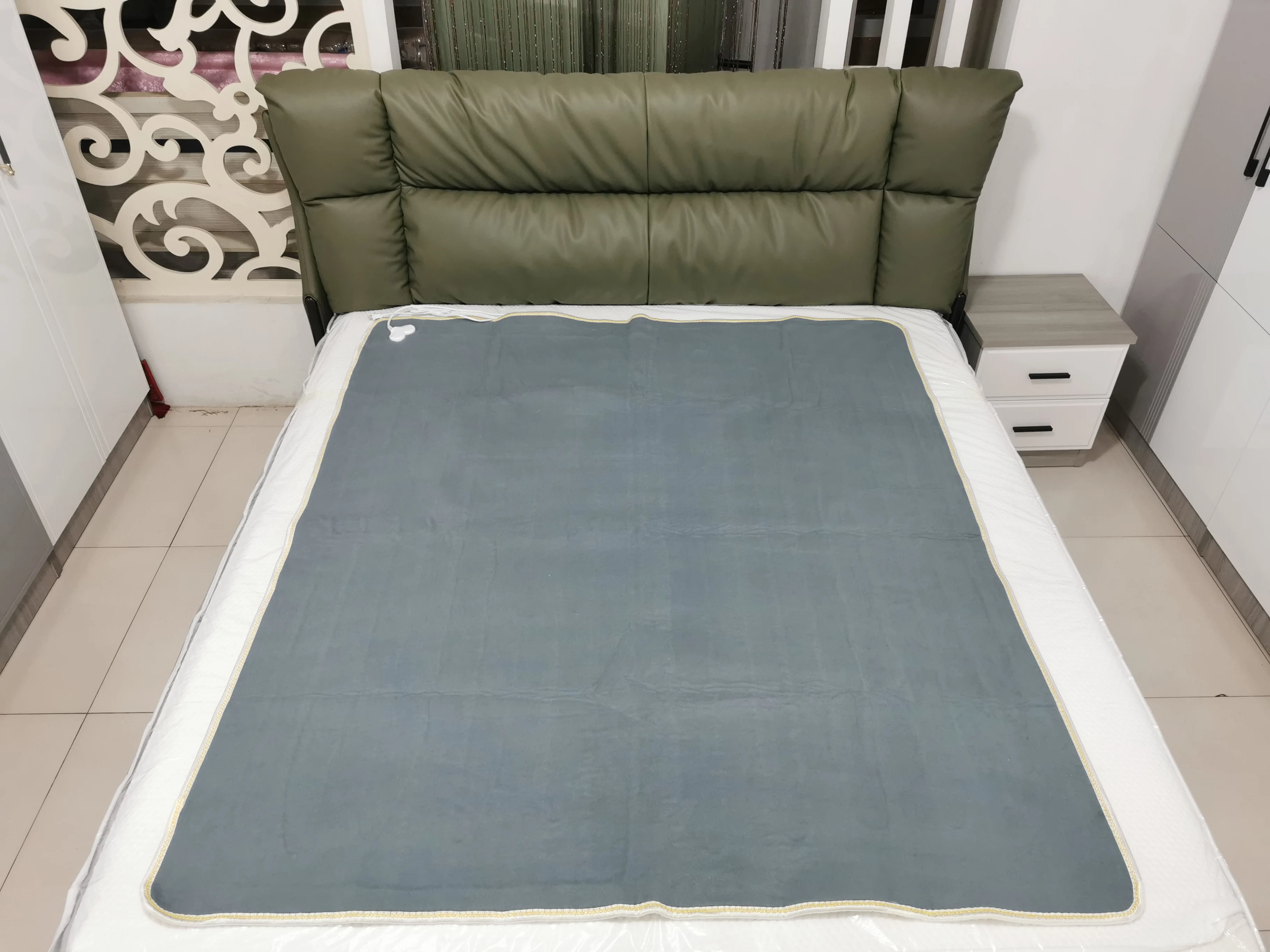 Thumbnail 2 - #54 Latest Electric Heated Blankets Offers