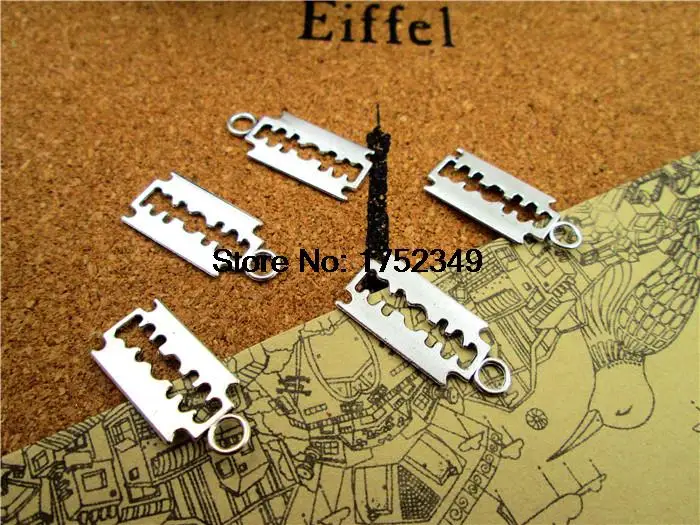 125pcs/lot--  Antique Tibetan Silver  Razor Blade Charms Pendants ,DIY Supplies 17x8mm