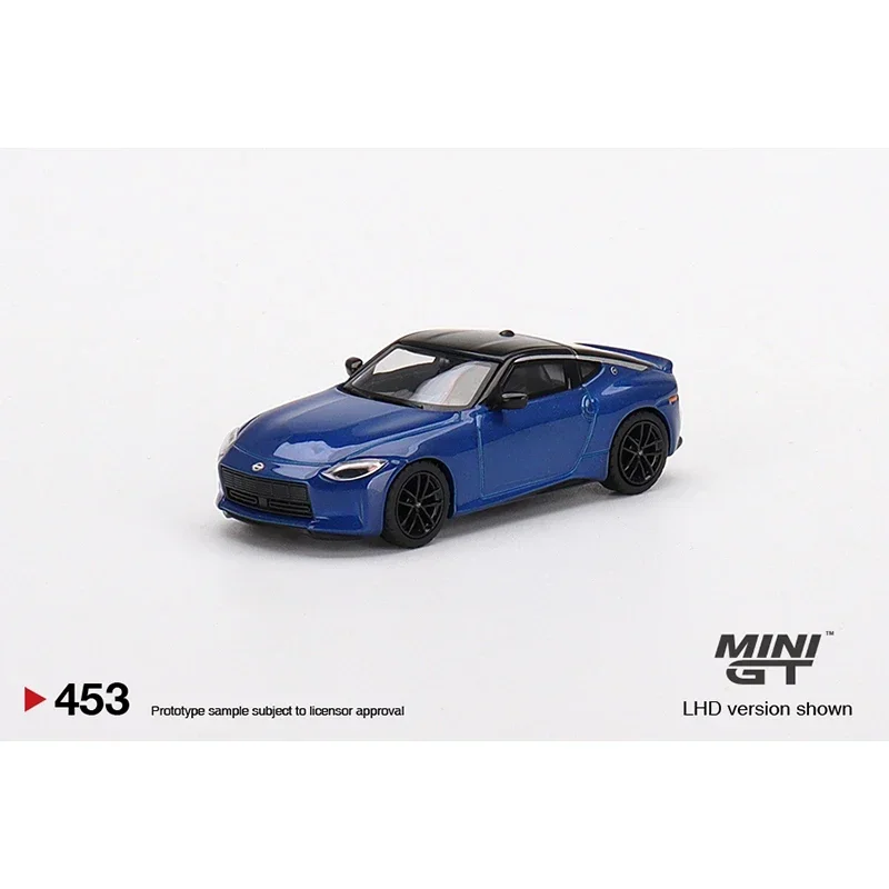 

MINIGT 1:64 400 Z Performance 2023 Seiran Blue Diecast Diorama Car Model Toys 453