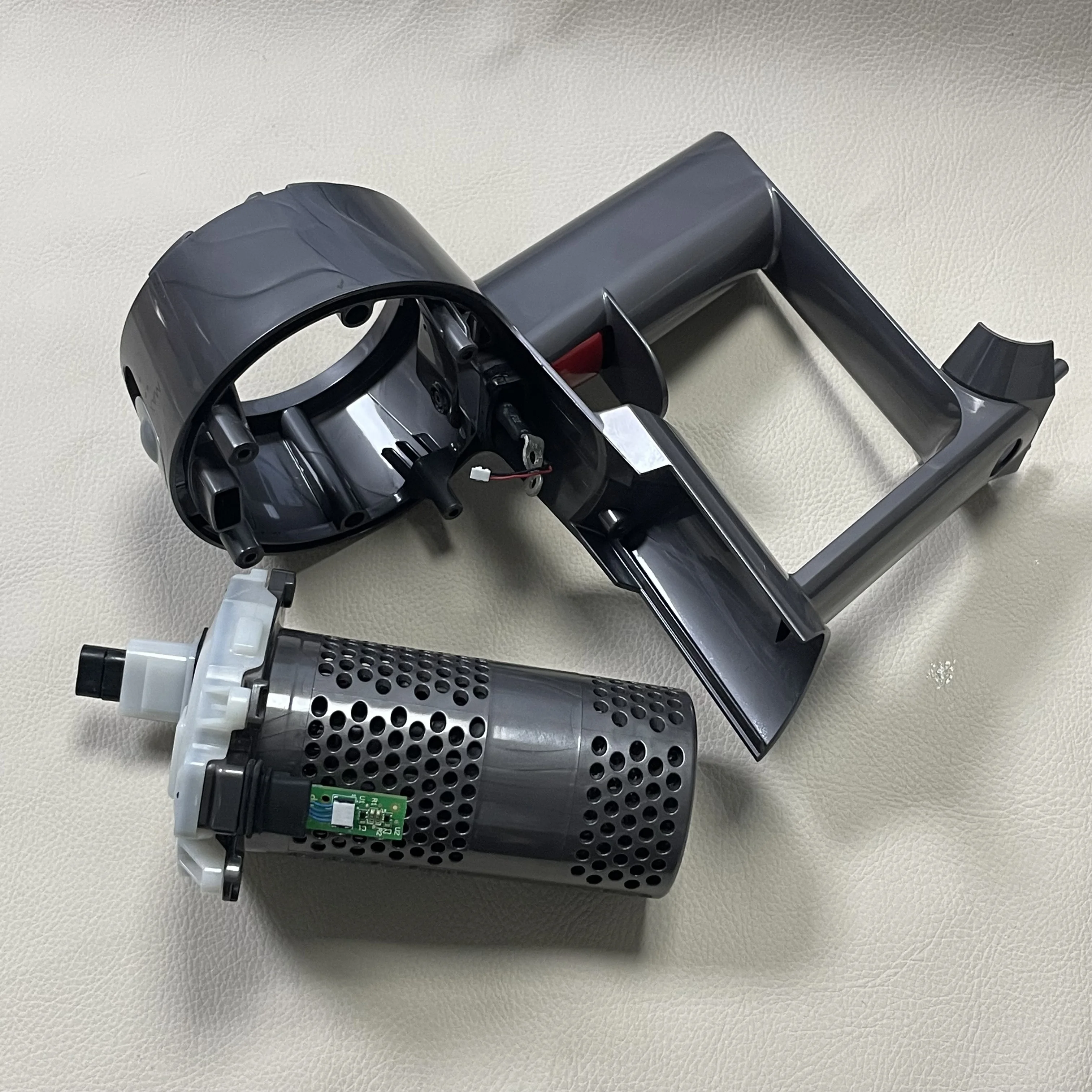 Original motor For Dyson V10 SV12 Handheld Wireless Vacuum Cleaner Accessories Motorhead Assembly Engine Shell  Spare Parts