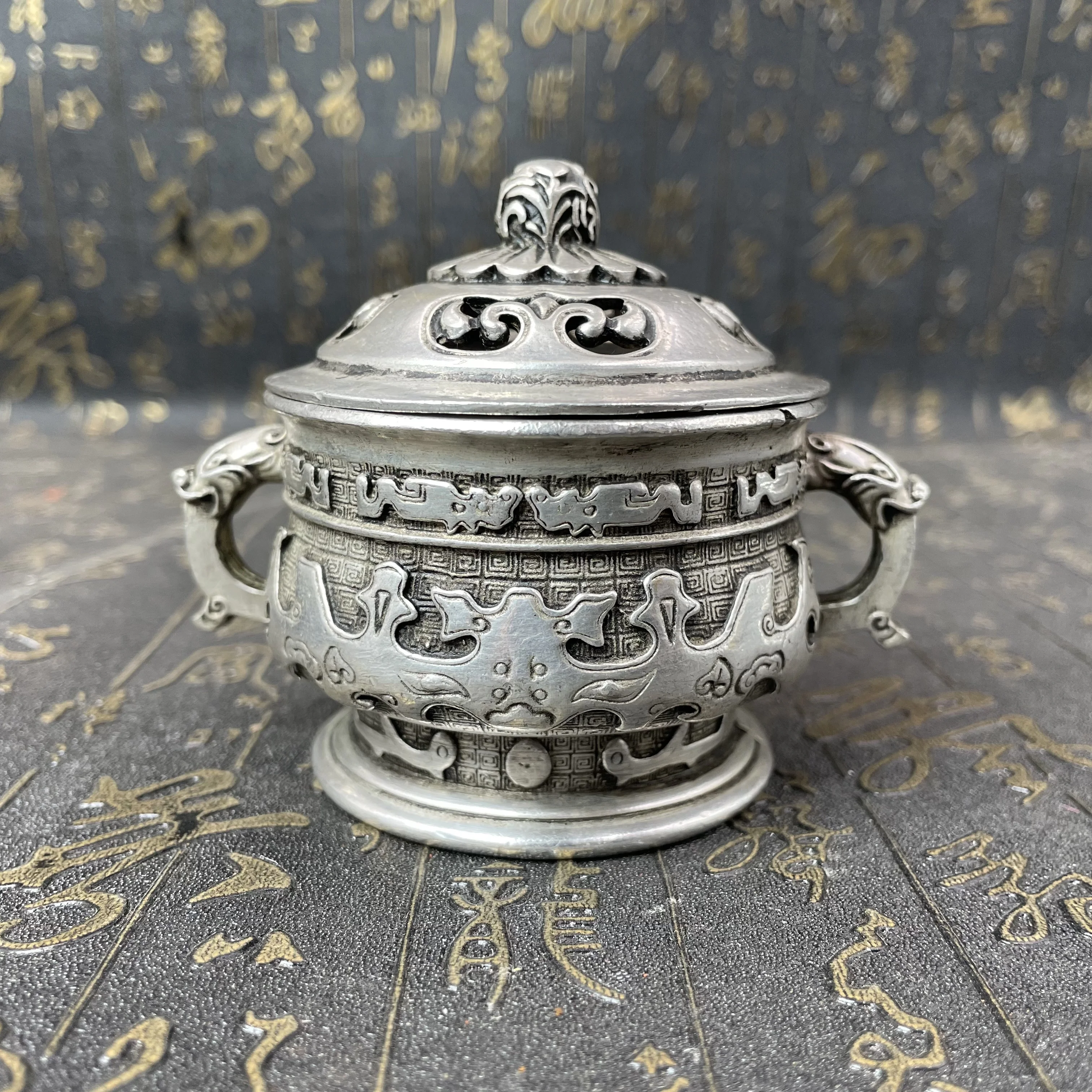 Classical white copper hollow ears faucet incense burner porch table frame ornaments